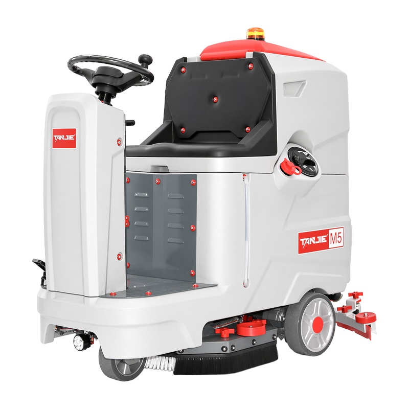 盘锦坦洁驾驶式洗地机M5【单刷】